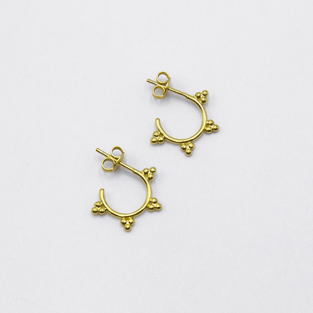 PENDIENTES ARO BOLITAS DORADO